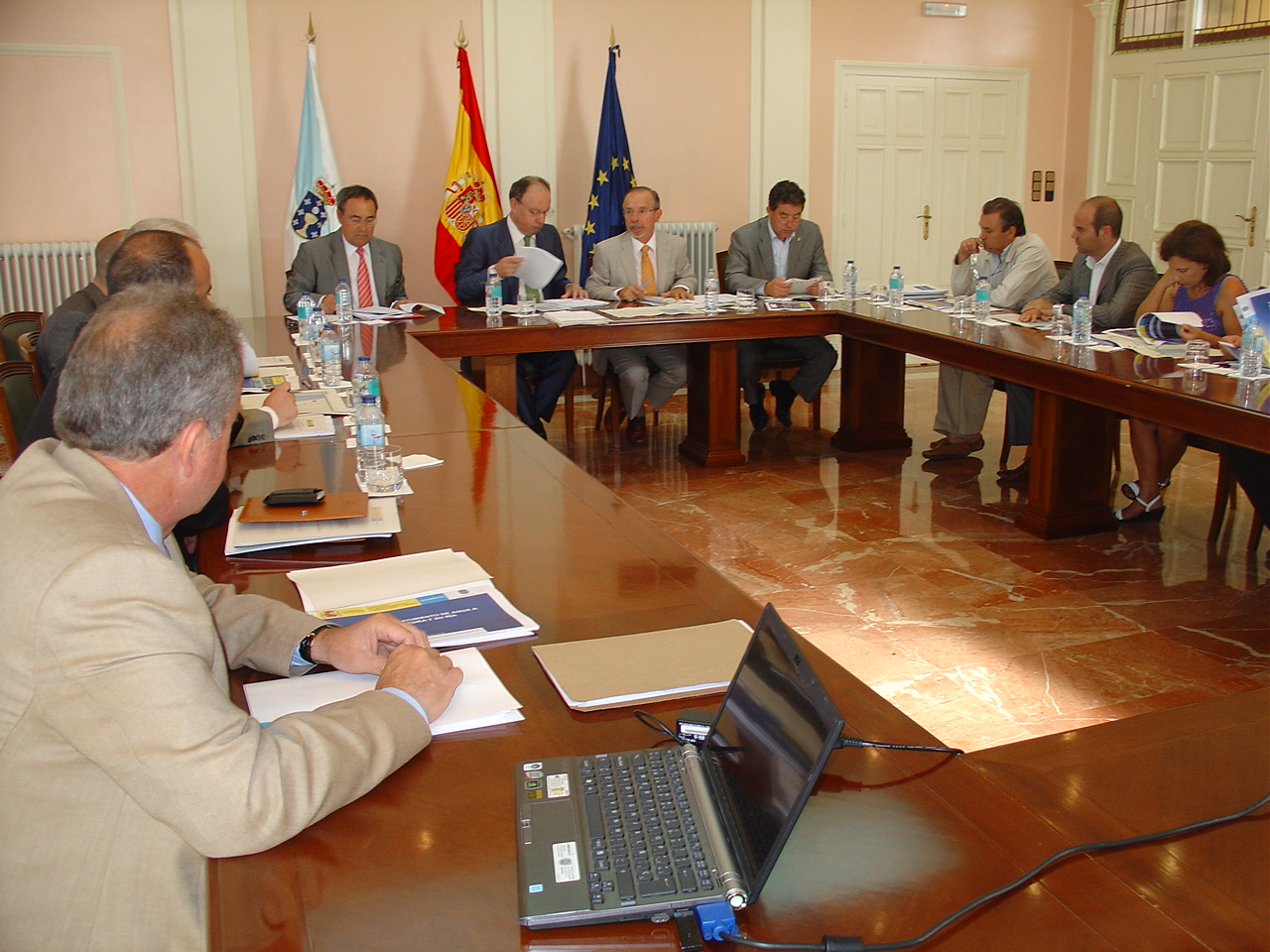 El proyecto para dotar a Pontevedra y su ría de un nuevo abastecimiento de agua conllevará una inversión próxima a los 42 millones de euros y su ejecución finalizará en 2013 