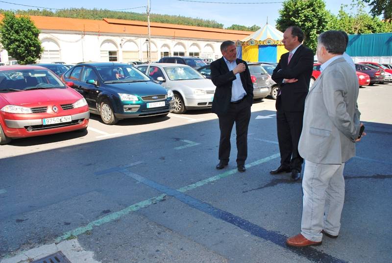 Antón Louro destaca la creación de más de 200 empleos que el Plan E ha supuesto para el municipio de Padrón en estos dos años