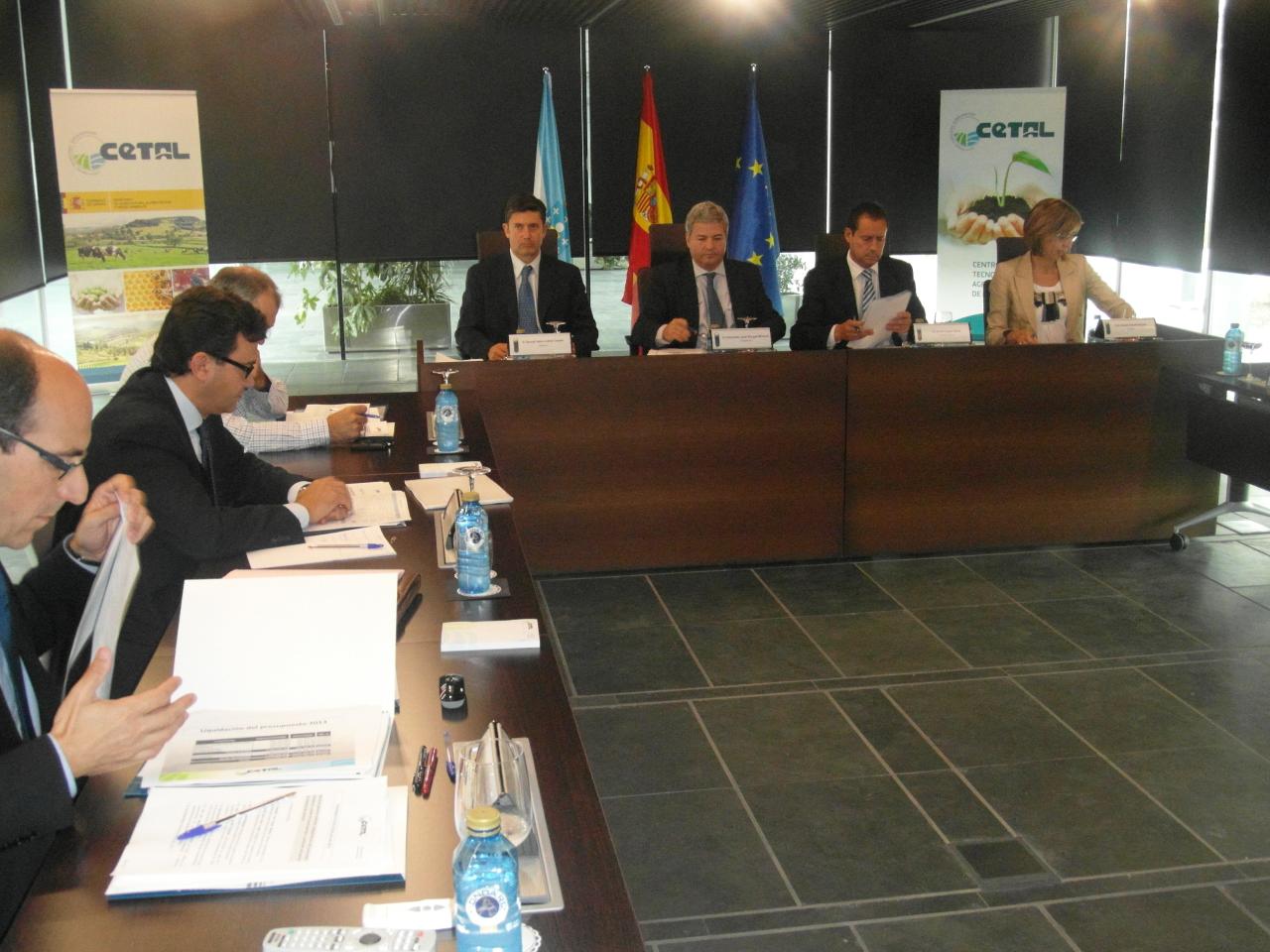 El delegado del Gobierno asiste a la reunión del patronato del CETAL en Lugo