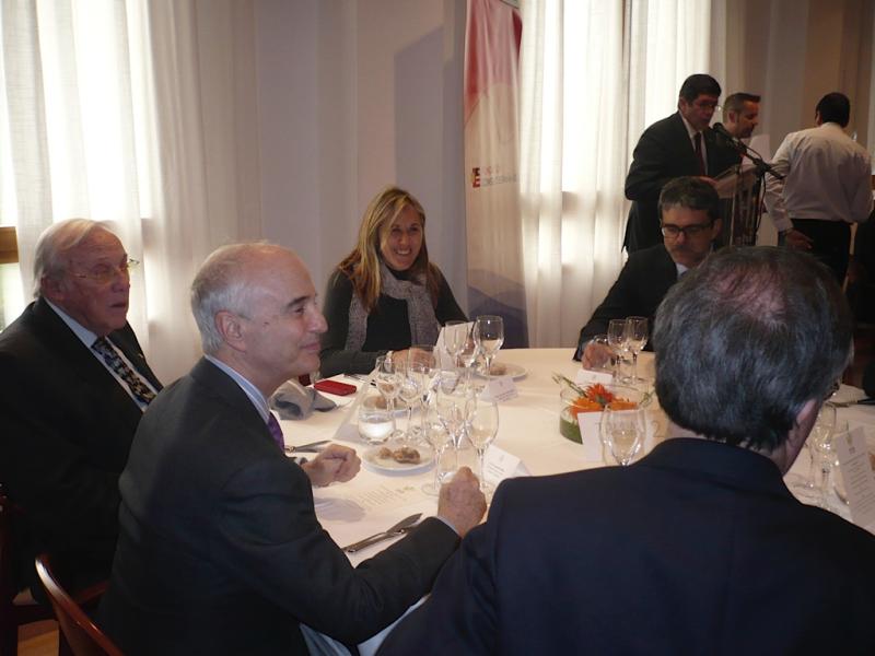 Teresa Palmer, en la mesa durante el almuerzo oficial celebrado en la UIB