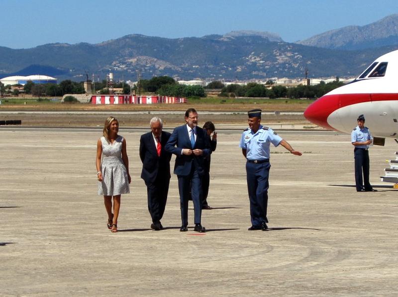Palmer, Margallo y Rajoy, a la llegada del presidente a la Base Aérea