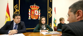 Beatriz Corredor visita La Rioja, que será la Comunidad que más inversión por habitante reciba en 2009 para políticas de vivienda 