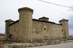 El Ministerio de Fomento invierte 900.000 euros en la restauración del Castillo de Leiva.