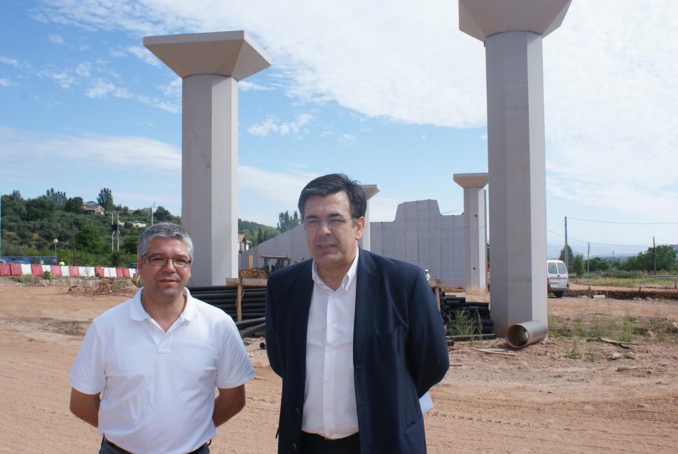 El Delegado del Gobierno visita las obras que el Gobierno de España está efectuando en la carretera N-111, entre Nalda y Albelda.
