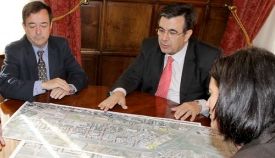 El delegado del Gobierno recibe al nuevo Director del Aeropuerto de Logroño.