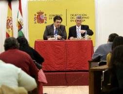 El Delegado del Gobierno y el Jefe Provincial de Tráfico informan del trascurso en La Rioja del año 2009, en materia de tráfico. 