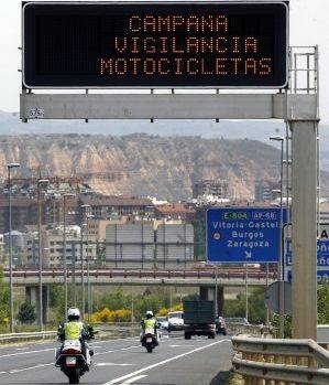 El Jefe Provincial de Tráfico presenta la puesta en  marcha en La Rioja de la campaña de la DGT sobre motocicletas. 