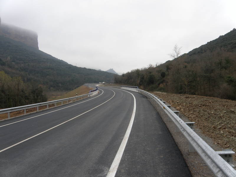 El Ministerio de Fomento concluye las obras de mejora del trazado de la Carretera N-111, en Viguera. 