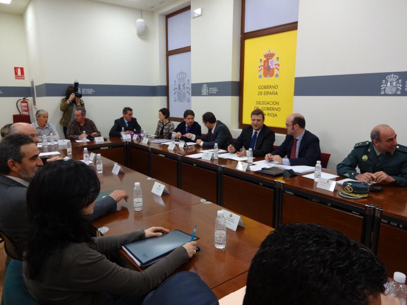 Reunión de la Comisión Autonómica de Tráfico en la Delegación del Gobierno en La Rioja