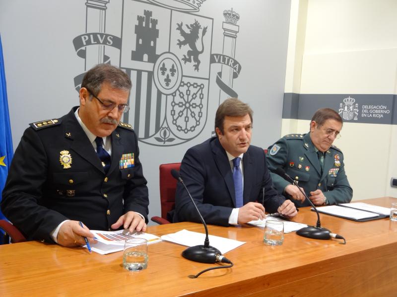 Alberto Bretón expone el balance de delincuencia y seguridad ciudadana junto al Jefe Superior de Policía y el Coronel Jefe de la X Zona de la Guardia Civil