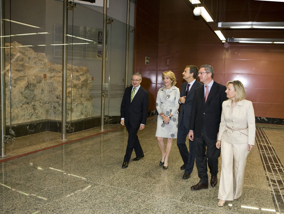 La Delegada del Gobierno en Madrid asiste a la inauguración de la nueva estación de Cercanías en la Puerta del Sol