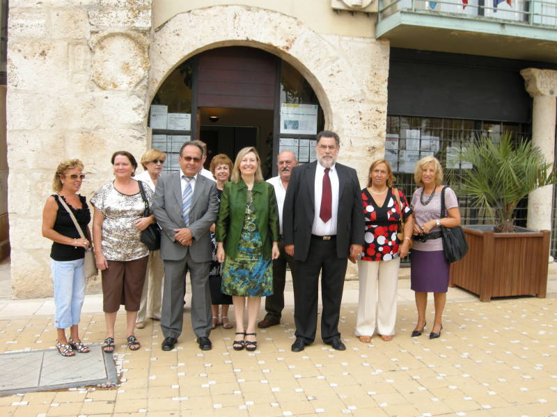 La Delegada del Gobierno en Madrid visita en Pozuelo del Rey las obras municipales financiadas con los Planes E 2009 y 2010