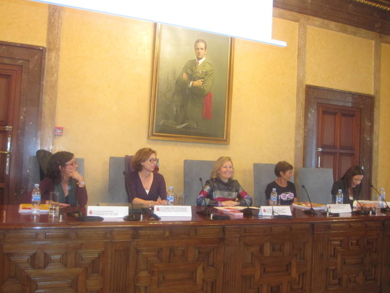 La Delegada del Gobierno en Madrid, Amparo Valcarce, celebra la jornada para analizar la implantación del 