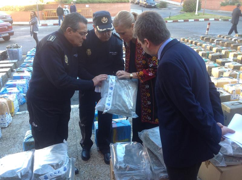 La Policía Nacional interviene más de 11 toneladas de hachís que se distribuía oculto en depósitos de gasolina 