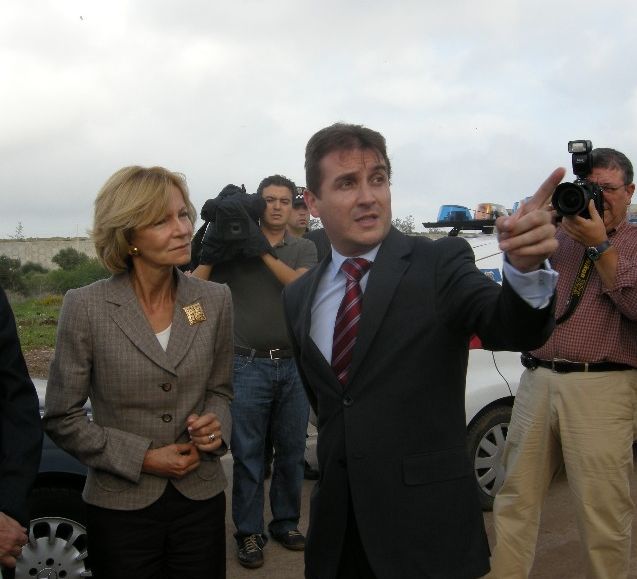 El Gobierno aprobará el próximo viernes nuevas ayudas para los damnificados por las inundaciones ocurridas en Melilla
<br/>