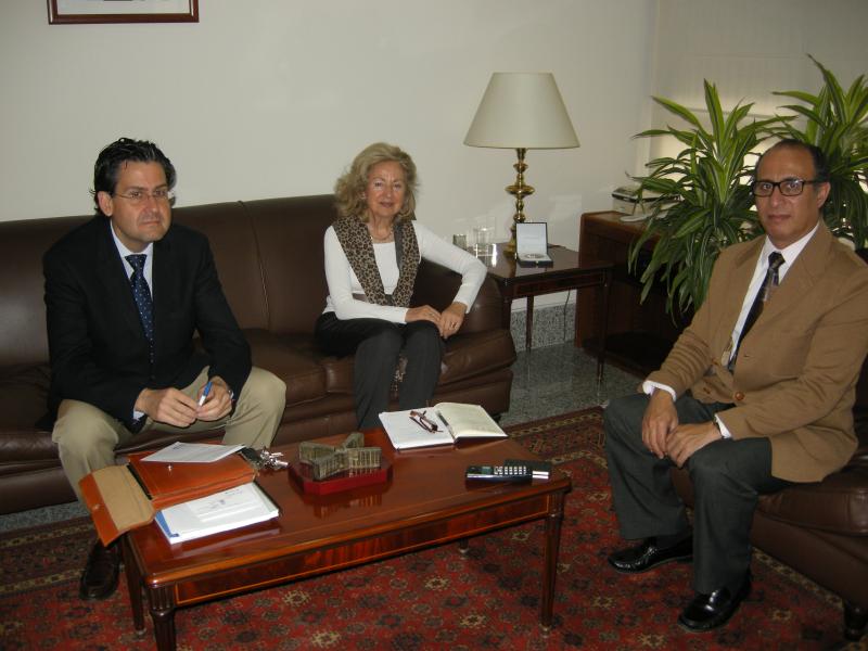 La Confederación de Empresarios de Melilla se reúne con el Delegado del Gobierno