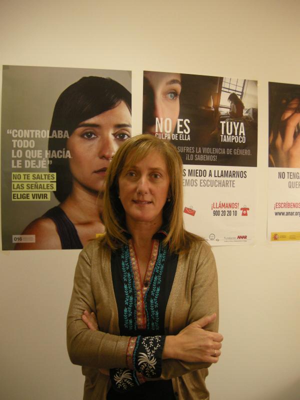 María Dolores Valverde ensalza el 016 como “la primera herramienta eficaz de ayuda a las víctimas de violencia de género”