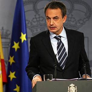 El Presidente del Gobierno, José Luis Rodríguez Zapatero, en rueda de prensa.