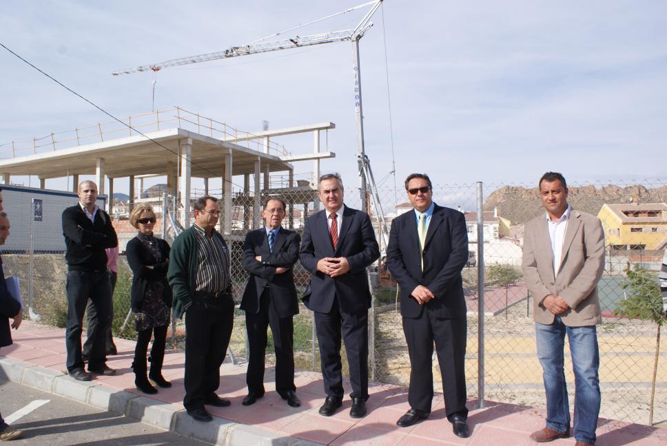 El Delegado del Gobierno y el Alcalde de Villanueva del Río Segura visitan el nuevo Centro Socio-Cultural de la localidad realizado con el Fondo Estatal de Inversión Local