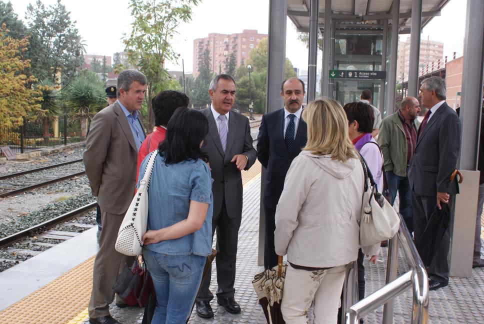 Fomento finaliza las obras de adecuación de la estación de Lorca-Sutullena (Murcia) para su uso por personas discapacitadas 