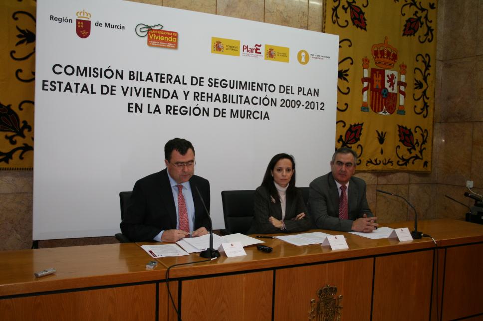 Beatriz Corredor firma los primeros acuerdos del Plan Estatal de Vivienda y Rehabilitación, que destina 355,7 millones de euros a los murcianos