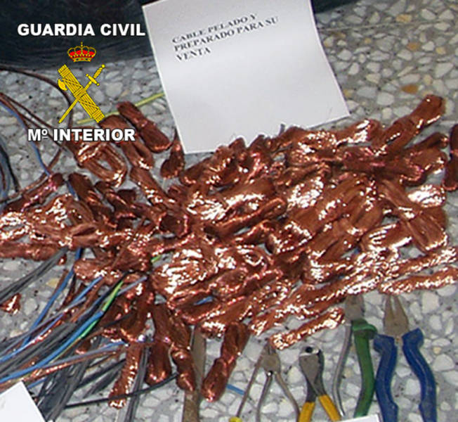 La Guardia Civil ha detenido a una persona como presunto autor de delito continuado de robo de cableado eléctrico 