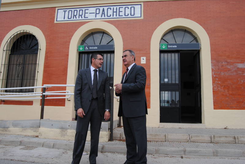 El delegado del Gobierno y el alcalde de Torre Pacheco inauguran las obras de mejora de la Avenida de la Estación y de la Barriada de San Antonio