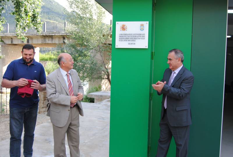 El delegado del Gobierno y el alcalde de Cieza inauguran las obras de mejora del Club de Piragüismo