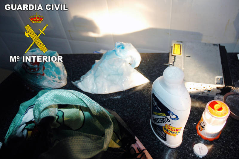 La Guardia Civil desmantela un laboratorio clandestino de corte de cocaína