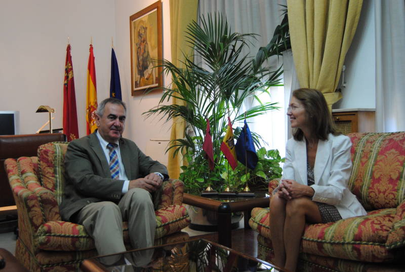 González Tovar se reunió con la nueva delegada de la Agencia Tributaria
