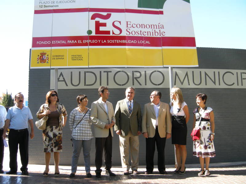 El delegado del Gobierno y el alcalde de Molina de Segura visitan las obras de rehabilitación del Auditorio Municipal 