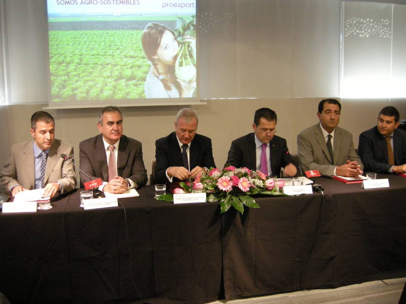 González Tovar destaca la importancia del sector exportador murciano