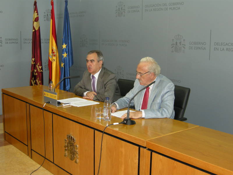El Gobierno de Rodríguez Zapatero invierte para el curso 2009-2010 más de 47,5 M€ en becas y ayudas para 42.200 alumnos murcianos