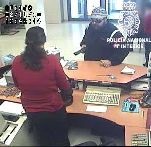 La policía detiene al atracador de una oficina bancaria de Los Dolores