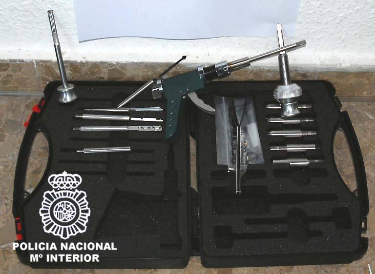 La Policía detiene al máximo responsable de un grupo organizado dedicado al robo de vehículos en Murcia