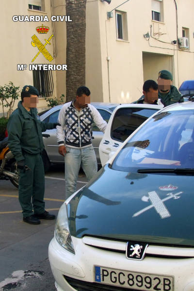 La Guardia Civil detiene a dos personas por el atraco a un establecimiento en El Albujón