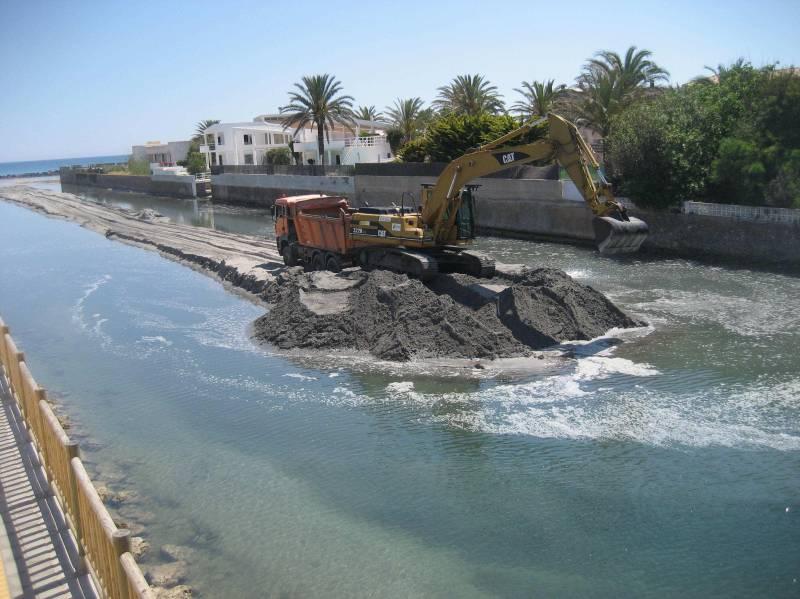 El Ministerio de Medio Ambiente finaliza el  acondicionamiento de las playas de San Javier y Cartagena