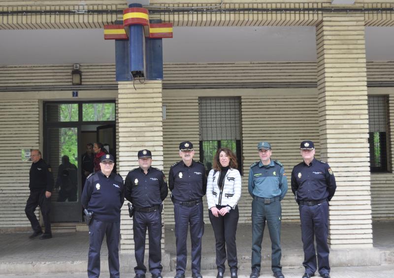 Visita de la delegada del Gobierno a la Guardia Civil y Policía Nacional de Tudela