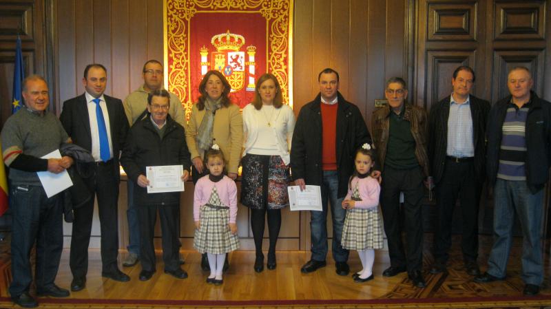 La Delegación del Gobierno reconoce la labor de los voluntarios de la Red Radio de Emergencia (REMER) en Navarra

