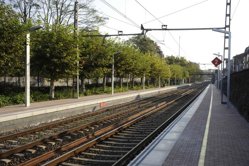 Adif ha invertido 460.000 euros en mejorar la accesibilidad en la estación de Ategorrieta (Donostia/San Sebastián).