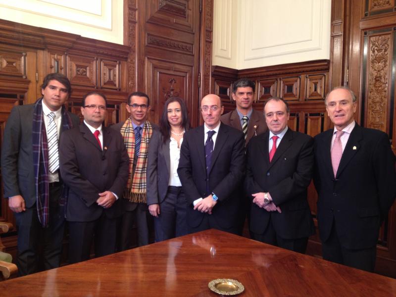 Carlos Urquijo e Ignacio Erice se reúnen con la delegación de Brasil