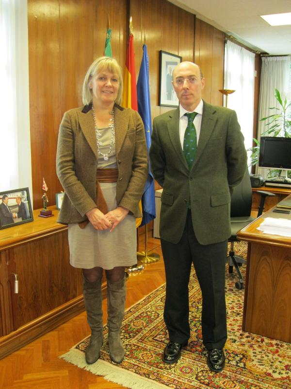 Carlos Urquijo se reúne con la Embajadora de Suecia en España
