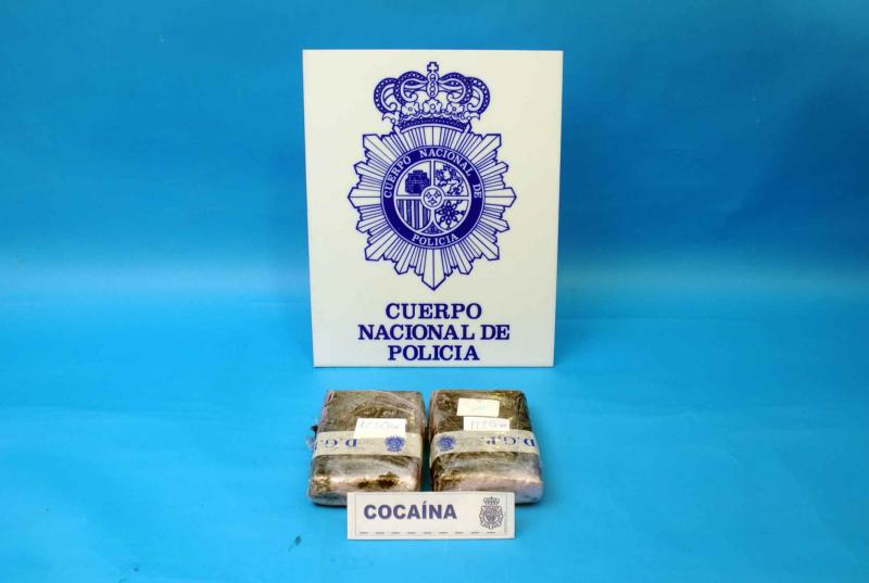 La Policía Nacional detiene a una persona que transportaba 2.500 gramos de cocaína, en un control rutinario establecido en el peaje de Arrigorriaga (Bizkaia) 
