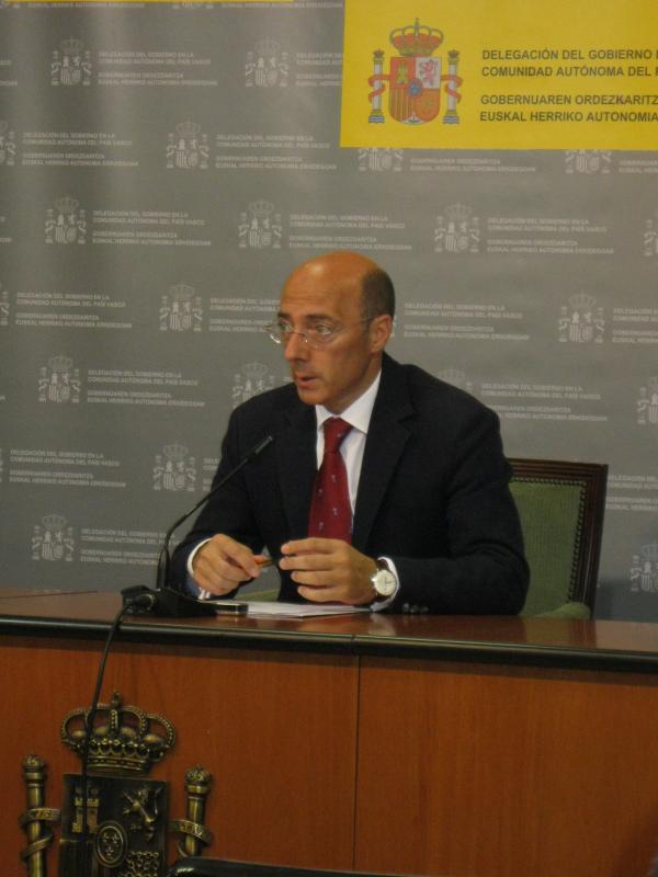 Carlos Urquijo anuncia que AENA ha solicitado que se reabra el Puesto de Inspección Fronteriza del Aeropuerto de Foronda 
