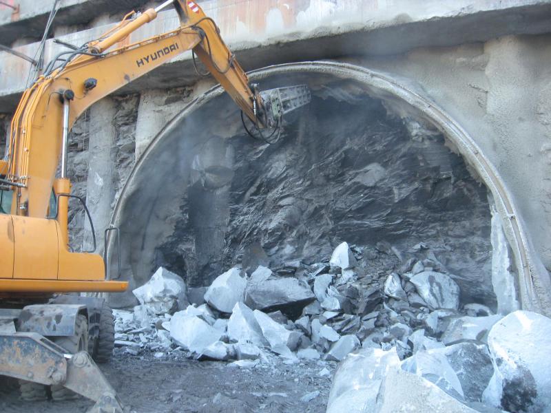Adif inicia la excavación de la boca Norte del túnel de Albertia en el tramo Legutiano-Eskoriatza (subtramo 2)