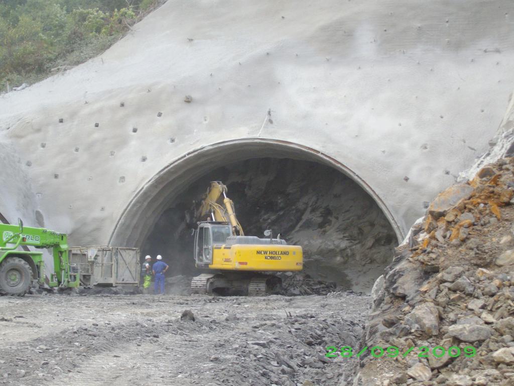Adif inicia la excavación del túnel de Uruburu I en Eskoriatza (Guipúzcoa)
