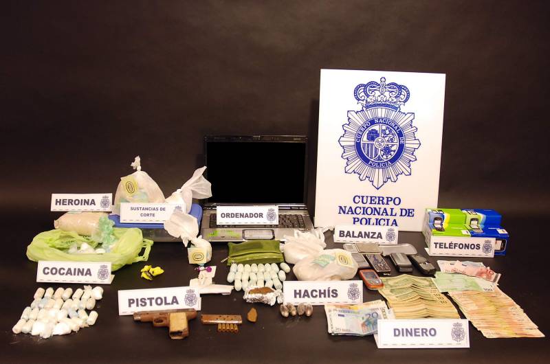 
<br/>El Cuerpo Nacional de Policía desarticula en Bilbao una red de tráfico de drogas
<br/>