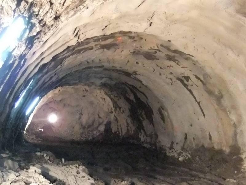Adif completa la primera fase de la excavación del túnel de Bekea, en el tramo Lemoa-Galdakao (Bizkaia)
