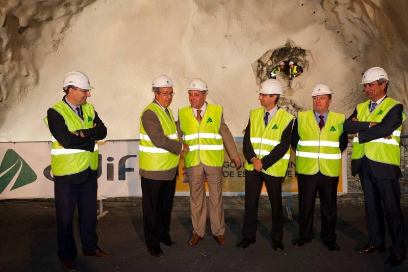 Adif completa la excavación del túnel de Ganzelai en Amorebieta/Etxano (Bizkaia)