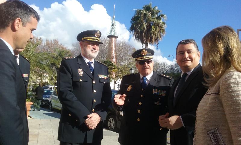 El delegado preside la toma de posesión del comisario del Cuerpo Nacional de Policía en Marbella, Enrique Lamelas